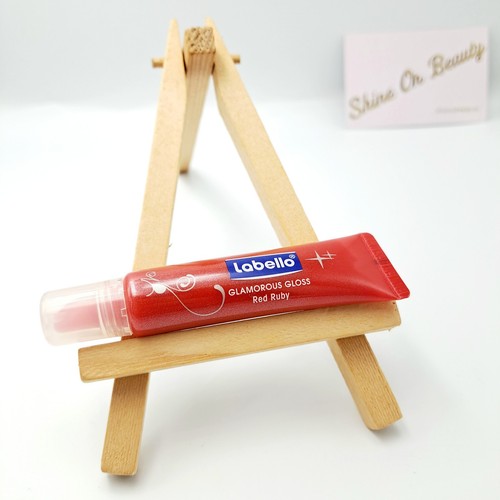 Labello glamorous gloss red - glamorous,